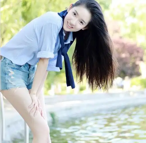 王玉雯的腿图片遇见你真好纯氧系女孩微笑展嫣然