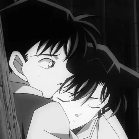 新一小兰情侣头像好想拥有甜甜的恋爱