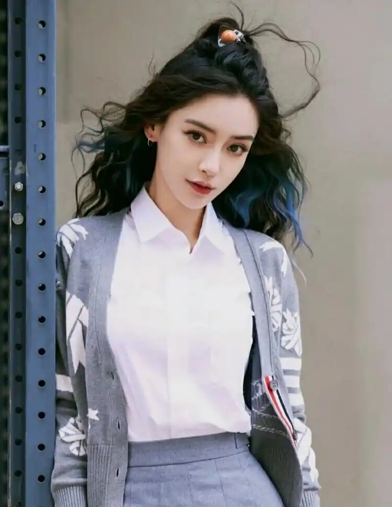 baby头像/稀有图 最美混血女孩angela baby 神仙颜值杨颖781578