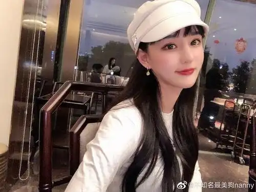 uzi女友自毁身材晒出照片后直言跟uzi更般配了
