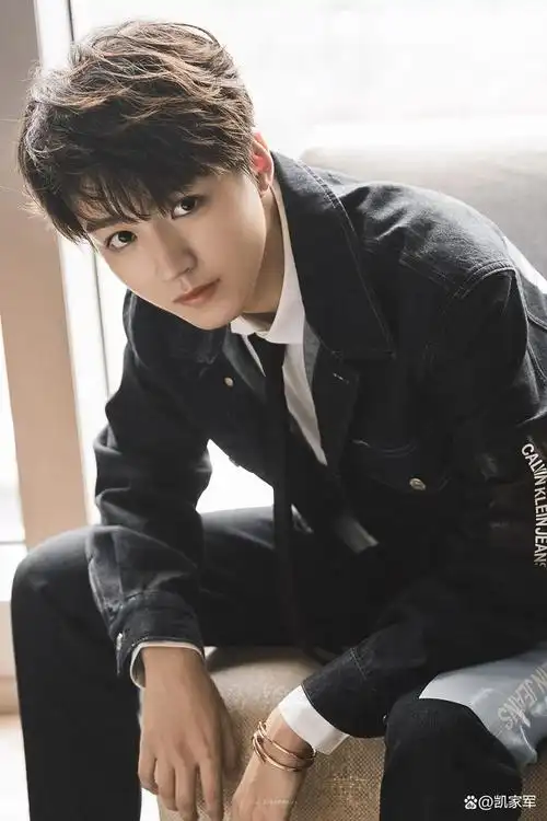 王俊凯作为表演系与话剧的不解之缘,期待以后的话剧表演