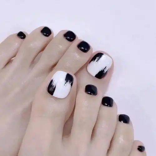 脚指甲油图片 美甲图案(超显白的脚趾甲美甲)