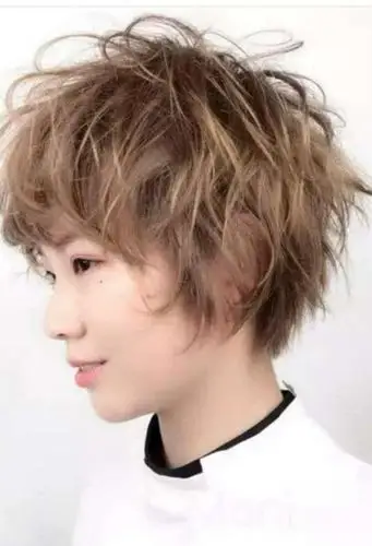 女生流行短发定位烫图片,烫发图片,发型图片