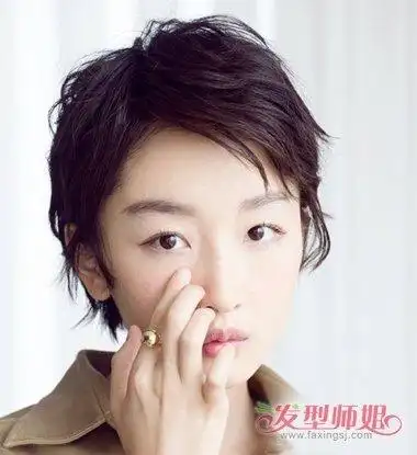 女生制作不用烫露耳短发注入活力_发型师姐