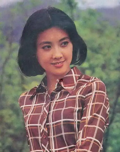 北京盛产美人,10位帝都女星,个个肤白貌美气质佳,非网红脸能比