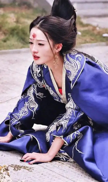 在楚乔传最新剧情中,苦等三年的燕洵终于等到了这个