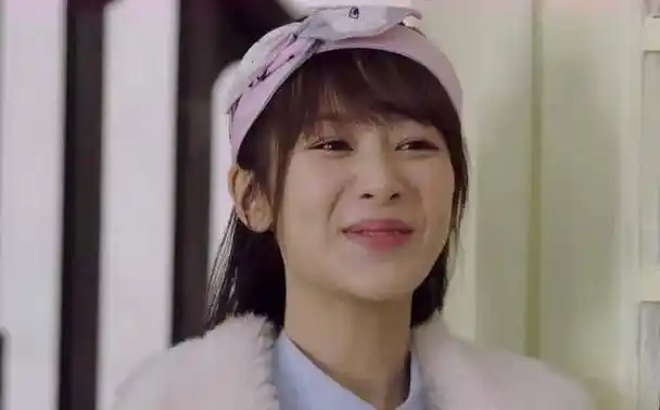 原创《亲爱的,热爱的》杨紫开始发糖,佟年配不上韩商言?