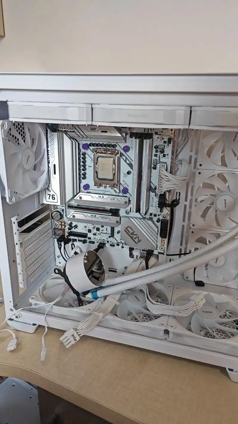 diy电脑 #组装机  分享夫妻电竞套装99   自己装机 - 抖音