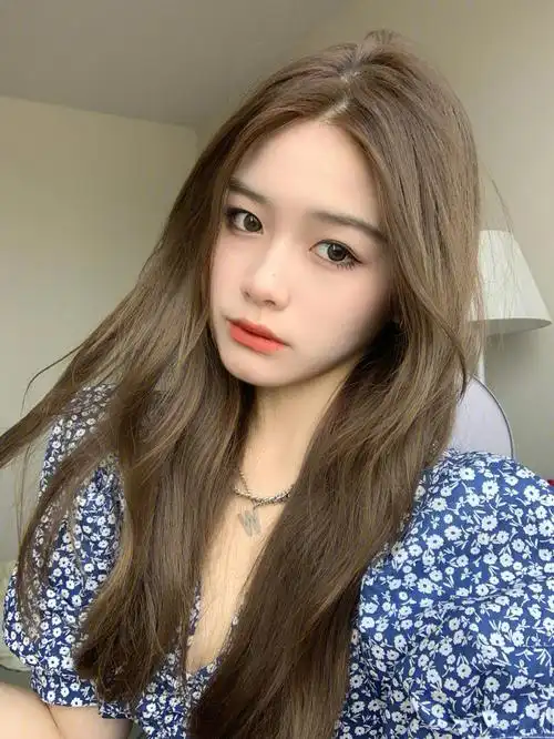 奶茶灰棕 好适合春夏天哟!偏灰调掉色了也好看的颜色