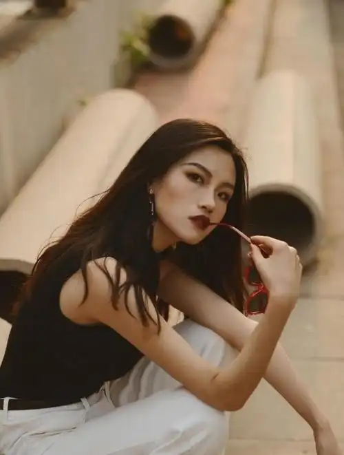 文艺高冷酷炫女孩子就是这么多变