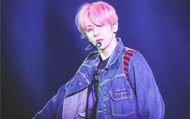 190719~26 边伯贤 - love shot 直拍