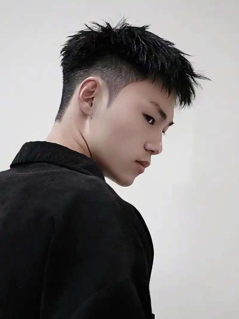 暖男发型~碎盖头 都说渣男锡纸烫哈哈哈 男士发型钢夹烫造型烫 今天!