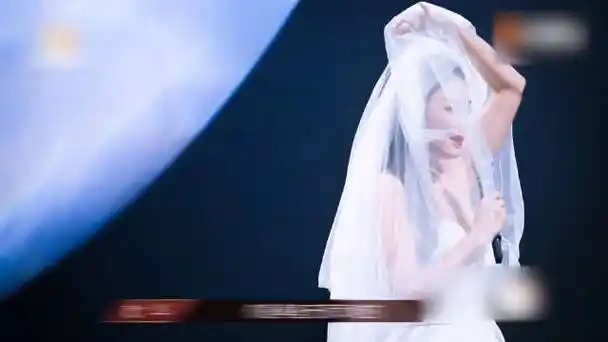 不允洗没人见过张雨绮的婚纱造型!姐姐这么美结几次婚都可以!