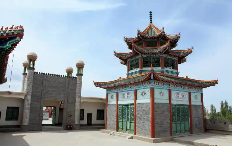 大美新疆之走进回王府