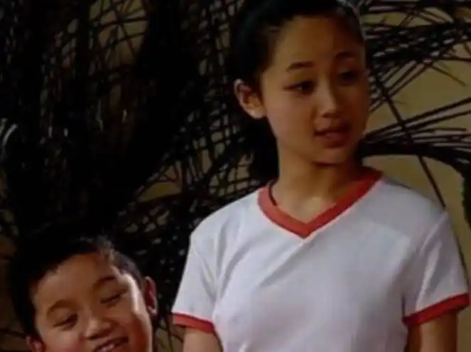 《家有儿女》中最"离谱"的穿帮,张张经典,最后一个心疼杨紫!