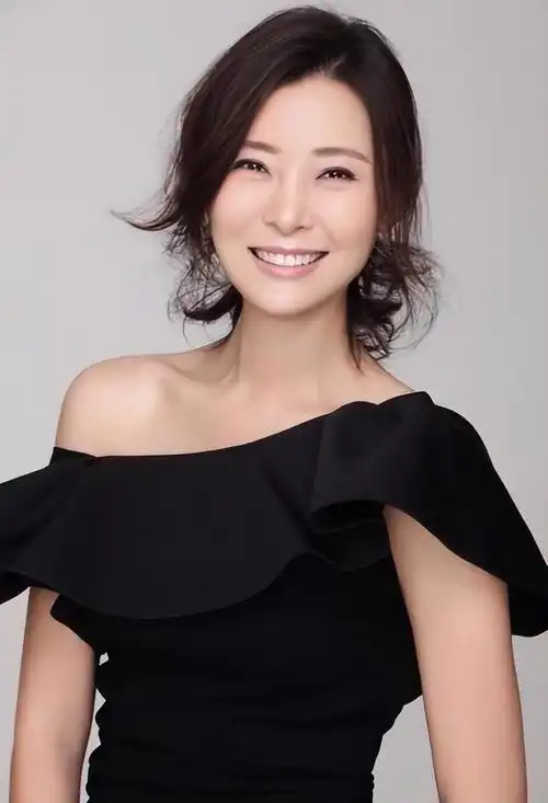 (盘点内地娱乐圈7位50岁以上,一直未婚的著名女星)-天晟网