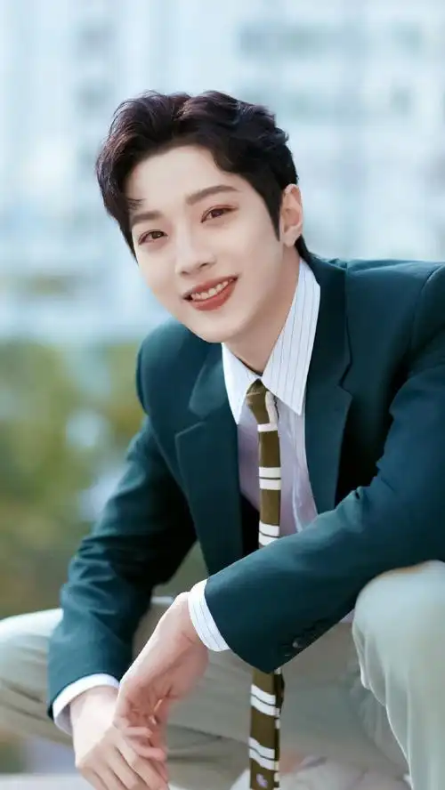 赖冠霖高清壁纸