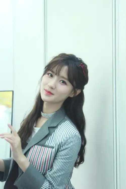 陈意涵《我是唱作人》清秀写真图片