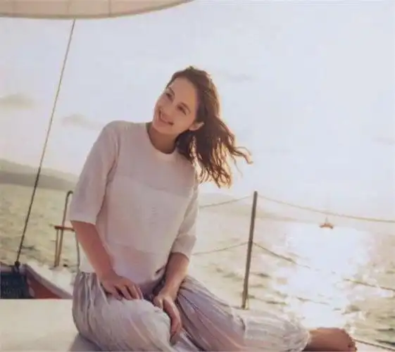 王力可是娱乐圈中的一位资深演员,尽管屡战屡败,但她从未放弃.