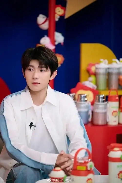 好温暖的时光,心灵手巧的王源设计出了莱阳宝贝!|王源_新浪新闻