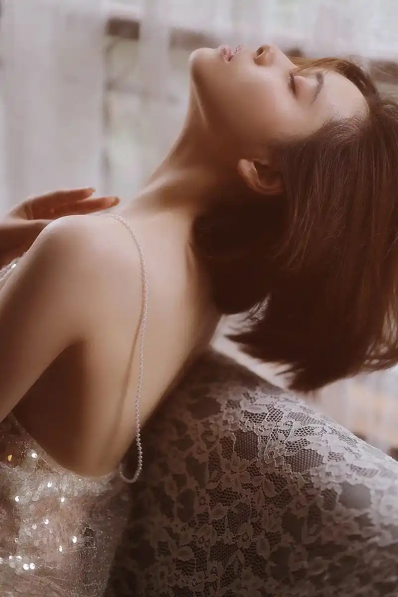 私房纯欲风写真|成都拍照.女人的柔美只有女人懂#个人写真  - 抖音