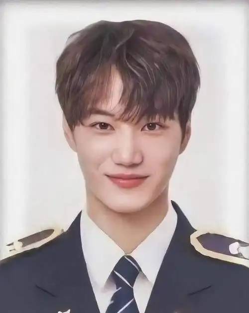 12月男团品牌评价榜金钟仁加塞防弹少年团伯贤退步大