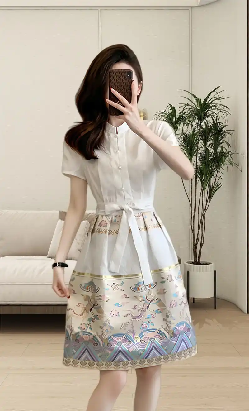 新款时尚女装 #一套好的衣服可以