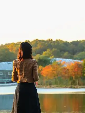 【人物走路的背影】图片免费下载_人物走路的背影素材_人物走路的背影