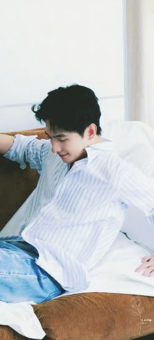 杨洋的日常另存为##杨洋换了新头像