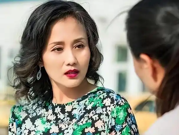 3位"妈妈专业户":生得一张养尊处优脸,自带贵气,演不来恶人