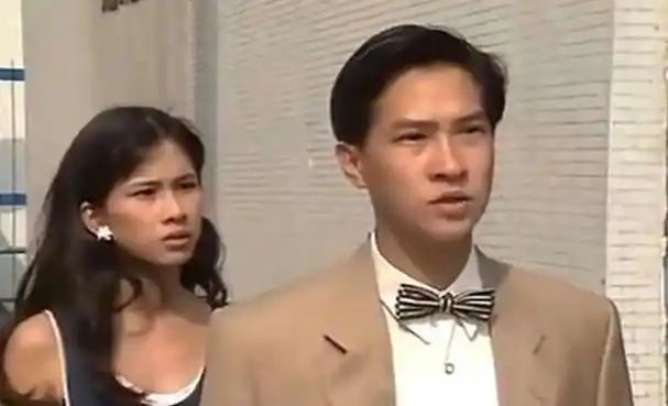 由文颂娴和张家辉领衔主演,该剧巧妙地将所有黑幕和小伎俩展现在观众