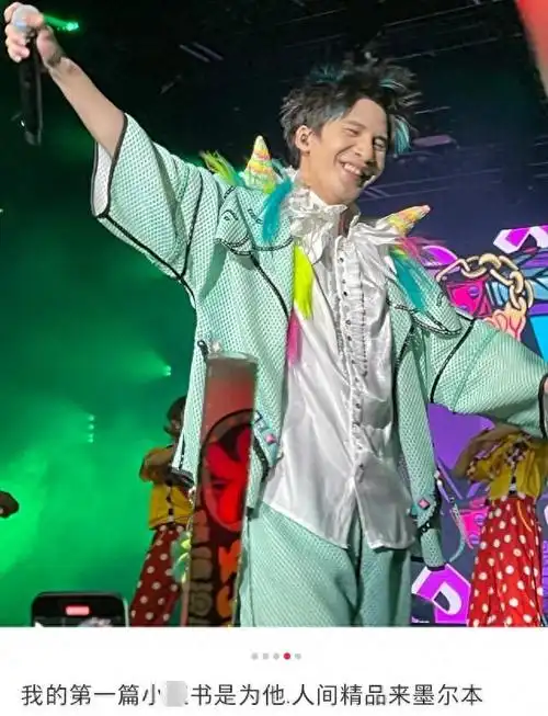 曝大张伟在美国有一对龙凤胎,已经十几岁了,和妻子多次去看望!