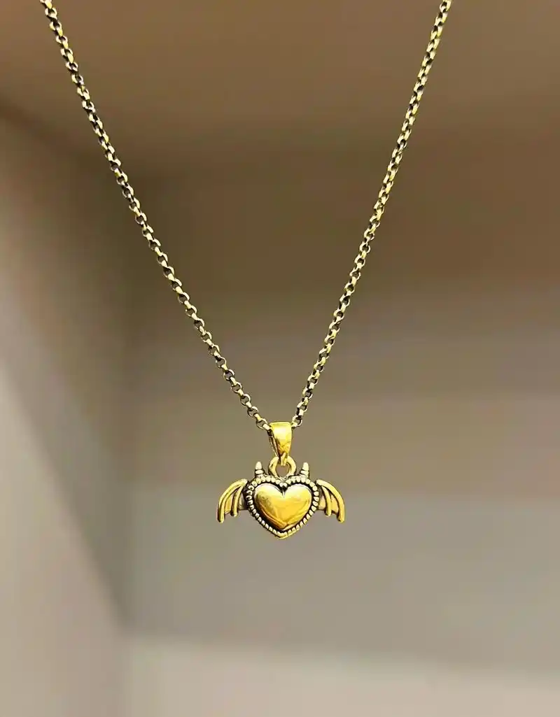 黑金天使吊坠,甜美十足!