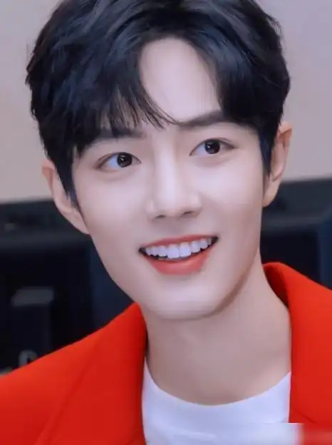 肖战新彩排照曝光可萌可欲新代言预热一细节提前曝光身份