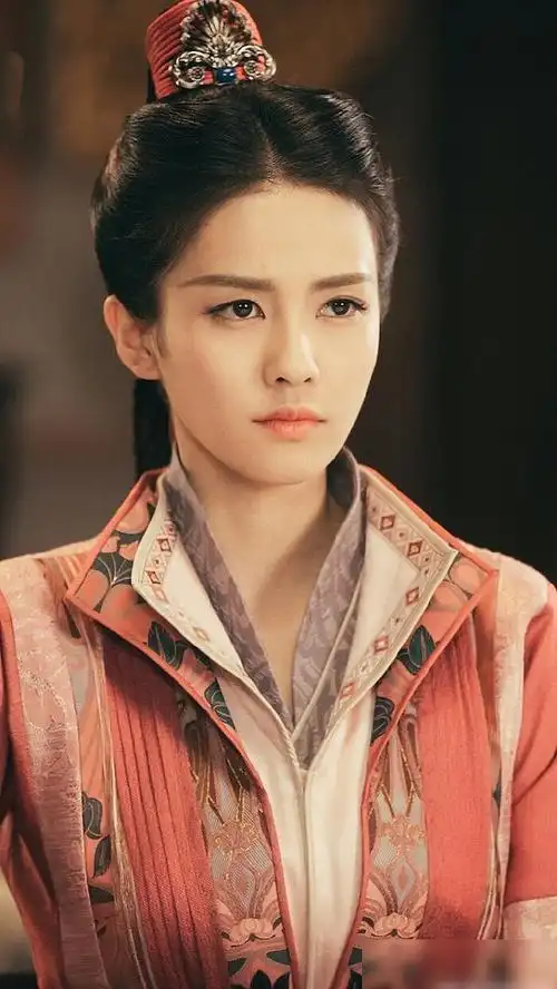 《九流霸主》白鹿服饰盘点,第五件连男主都忍不住吐槽"太丑了"|男装