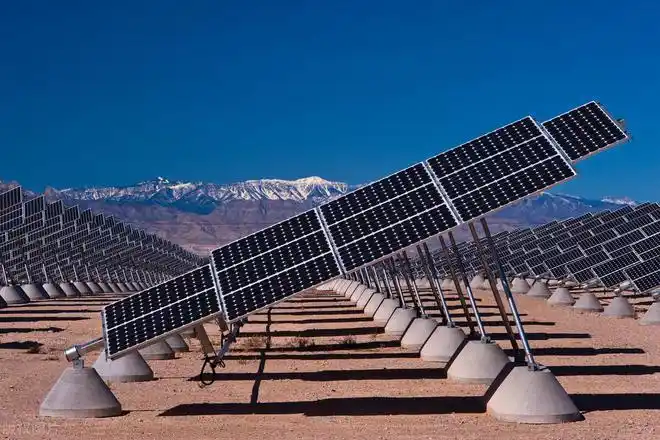 美国终于顶不住了放行中国太阳能电池板中国光伏稳居世界第一