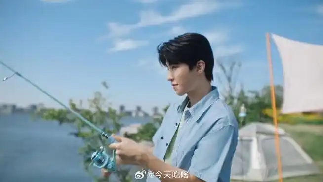 王俊凯夏日清爽大片