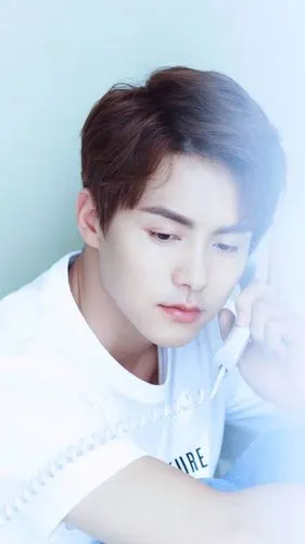 马天宇壁纸精选,少年温暖如阳光,浮世三千都是你!