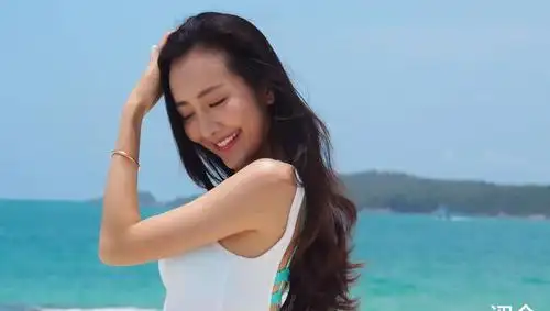 王鸥早期青涩照曝光,看到素颜照片后,让网友沸腾!