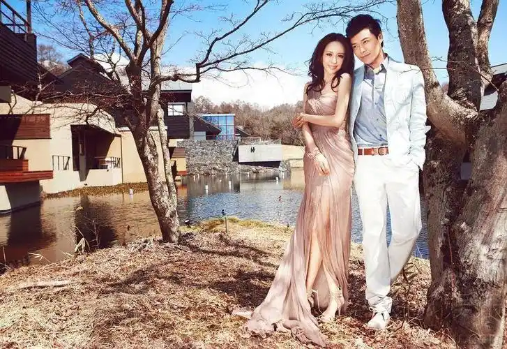 陈思成佟丽娅浪漫合影俊男美女养眼十足第4页