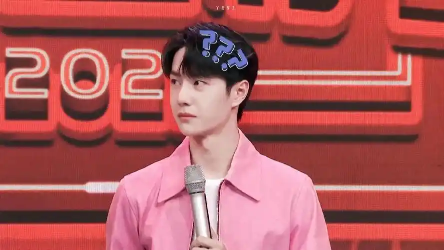 王一博壁纸可爱的五连拍已送上啵啵依然帅气十足