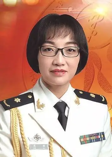 致敬医师节上药控股独家赞助支持的银蛇奖今日揭晓