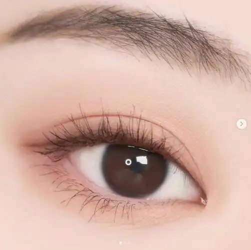 冷暖色眼影怎麼决定?少女时代御用彩妆师亲自上场教学