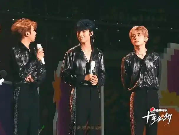 "tfboys十周年演唱会:回忆与现实交织,揭晓最终的赢家是谁?