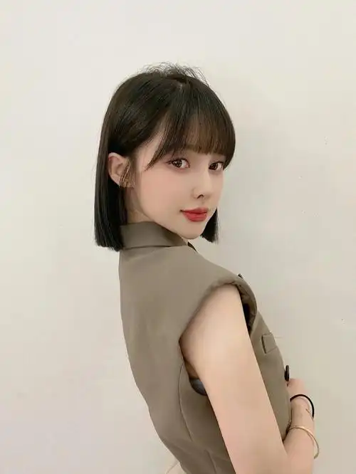 夏天纯气质短发发型可纯可欲天花板短发