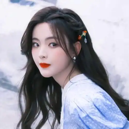 杨超越-零碎头像铺-话本小说网