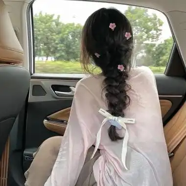 真人氛围仙气最新气质女头 ins女头高级感露脸最新版_女生头像_美头网