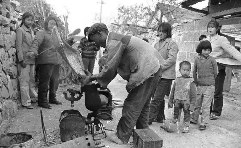 70后的童年80后的回忆这些老照片珍藏了多少我们的辛酸和甜蜜