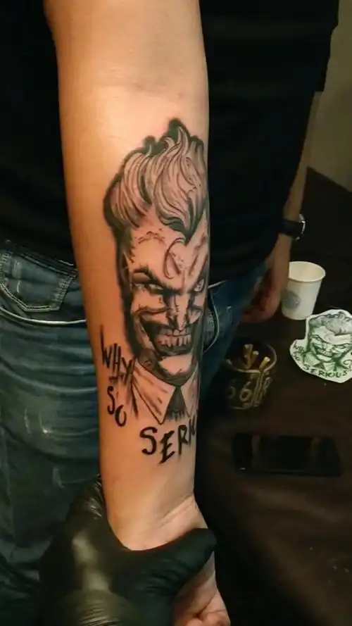 在重庆这个纹身500元,绝对实惠的点个心心.谢谢.