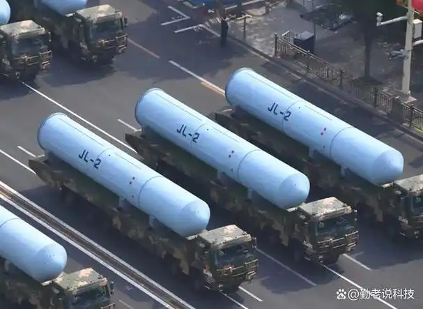 东风一号"导弹控制系统,担任着中国第一固体潜地战略导弹"巨浪一号"的